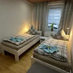 Christels 2 In Mit Ueberdachter Terrasse, Kueche Mit Tv & Geschirrspueler * Thale