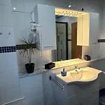 Christels 2 In Mit Ueberdachter Terrasse, Kueche Mit Tv & Geschirrspueler Apartament *
