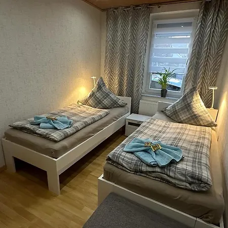 Christels 2 In Mit Ueberdachter Terrasse, Kueche Mit Tv & Geschirrspueler * ثال