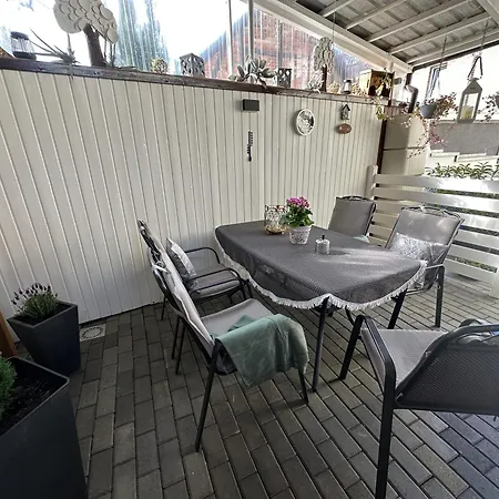 Christels 2 In Mit Ueberdachter Terrasse, Kueche Mit Tv & Geschirrspueler * Thale