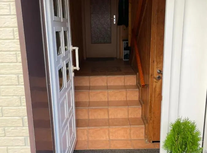 Christels 2 In Mit Ueberdachter Terrasse, Kueche Mit Tv & Geschirrspueler 탈레